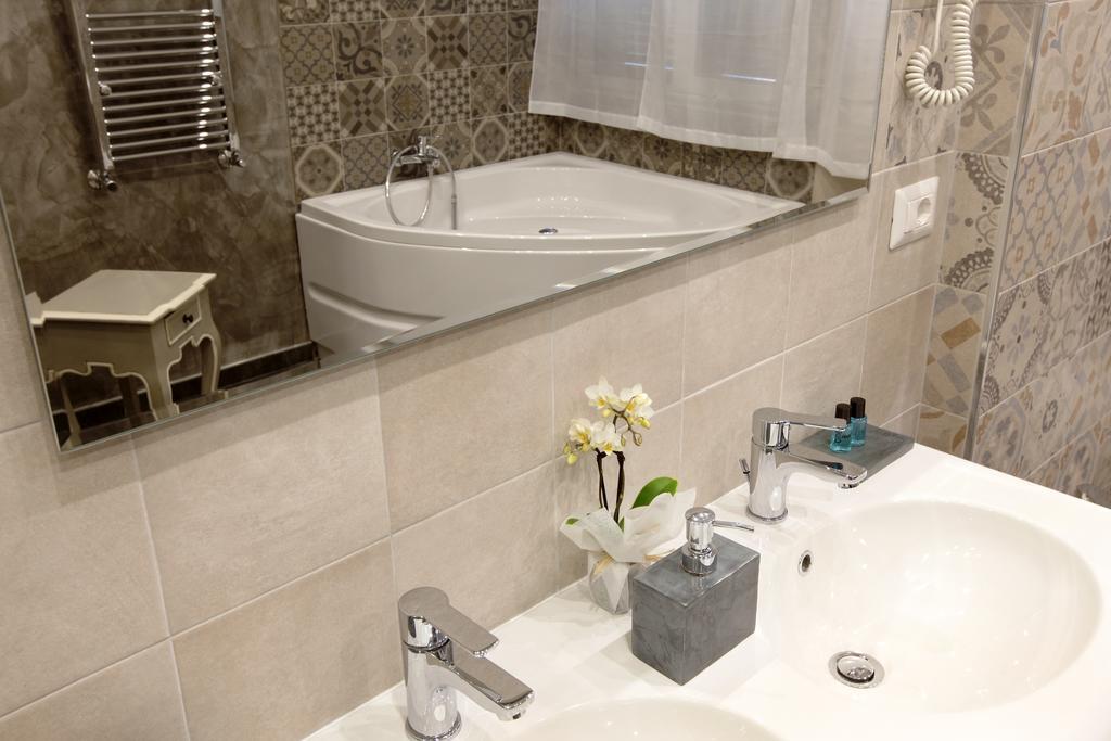 Suite Maggiore Rom Zimmer foto